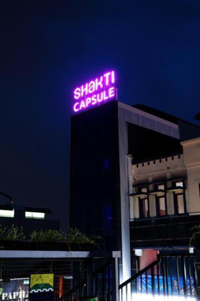 Hotel Shakti Capsule Bandung Exterior foto