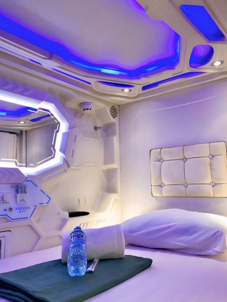 Hotel Shakti Capsule Bandung Exterior foto